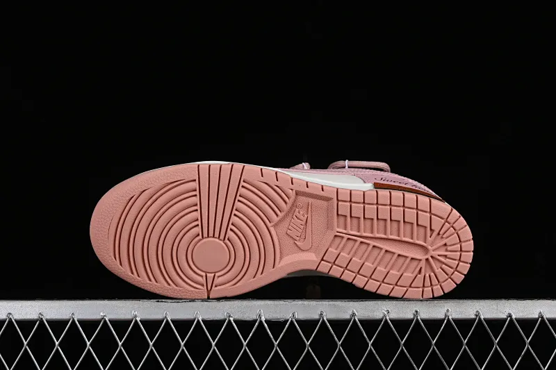 All categories Nk SB Dunk series Nk SB Dunk Low low-top sneakers Nk Dunk Low ESS customized version rose pink retro sweetheart low-top casual sneakers DD1503-118